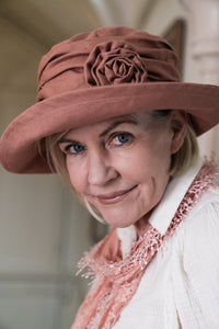 Linen Cloche Hat Soft Brim with Detachable Flower Brooch