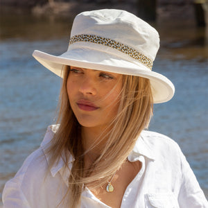 Natural Cotton Hat with Boned Brim and Leopard Print Band