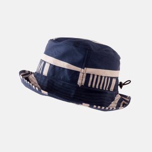 Striped Waterproof Hat Pack